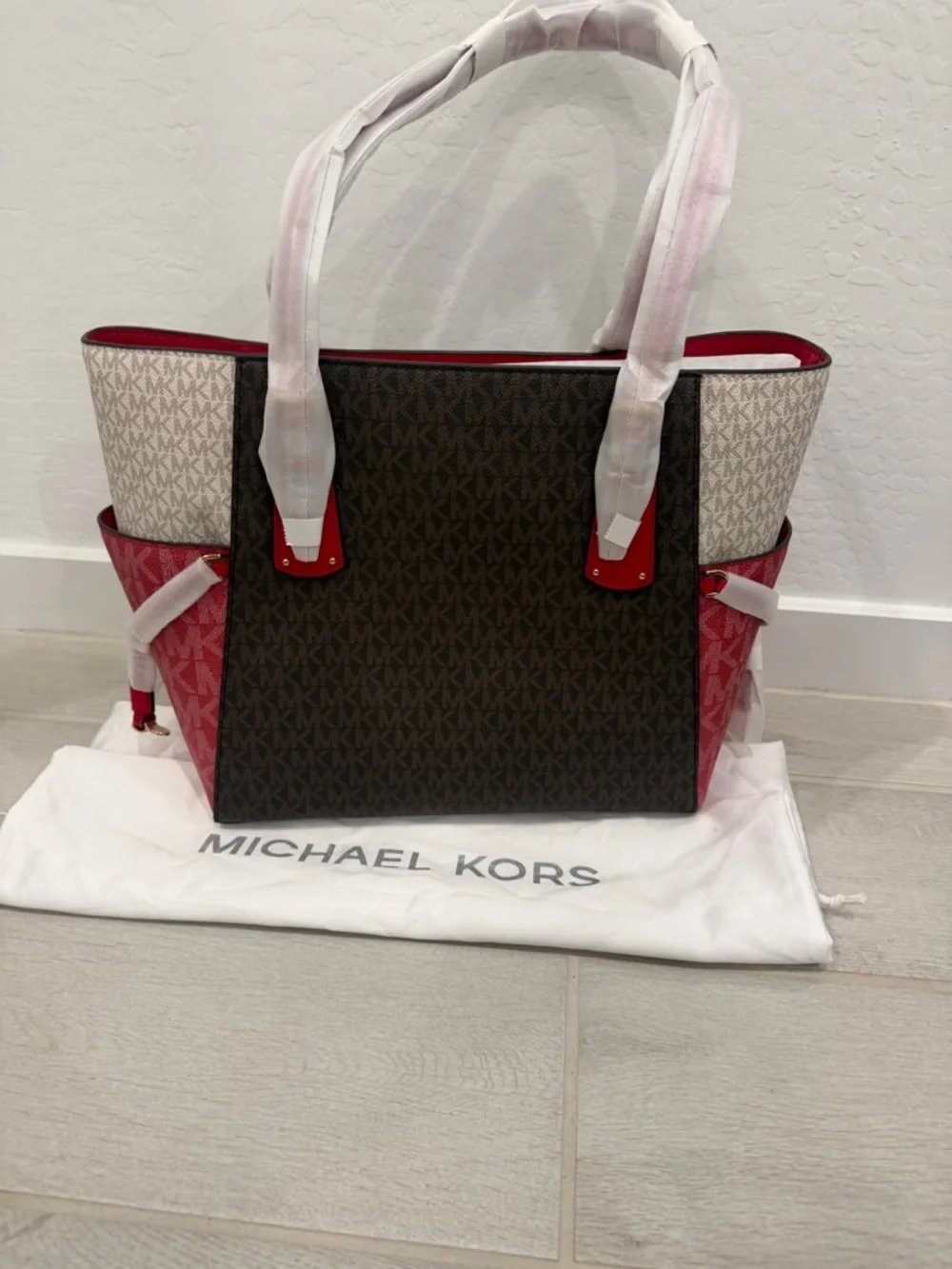Michael Kors Signature Tote in Brown, Beige and Red Trim - Picture 5 of 6